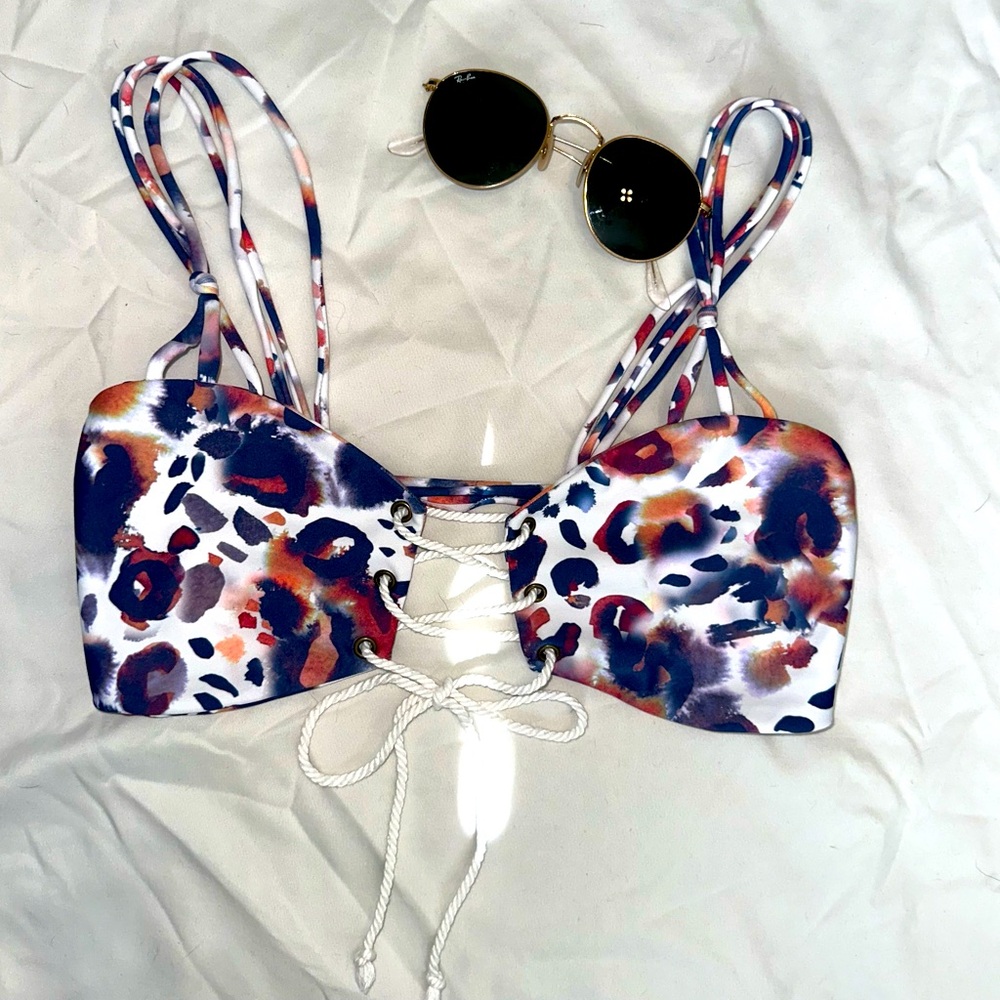 BIKINI TOP
